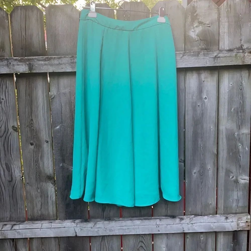 Love 21 Mint green skirt sz. S